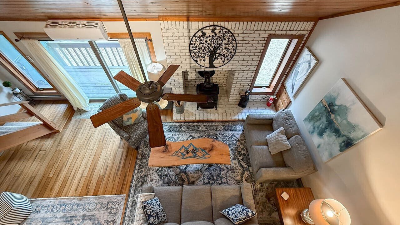 Photo of Livingroom in North Conway