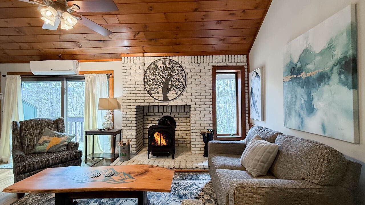 Photo of Livingroom in North Conway