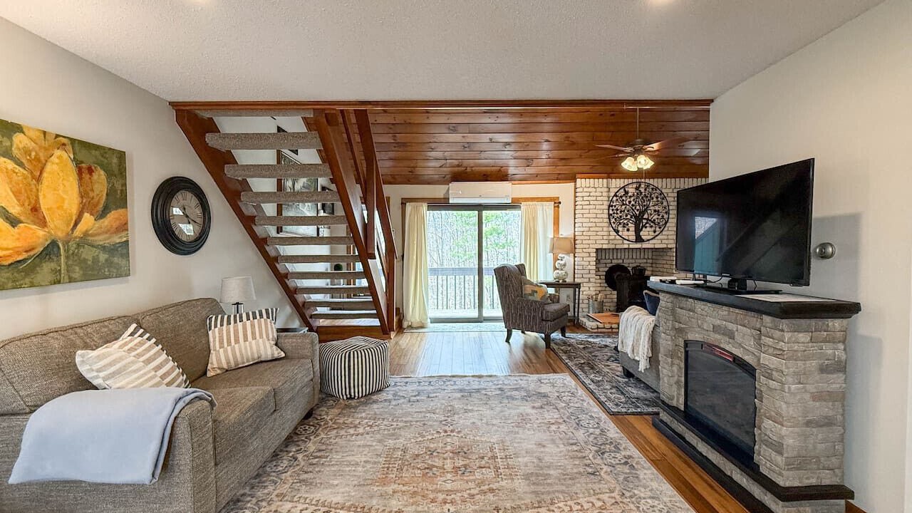 Photo of Livingroom in North Conway