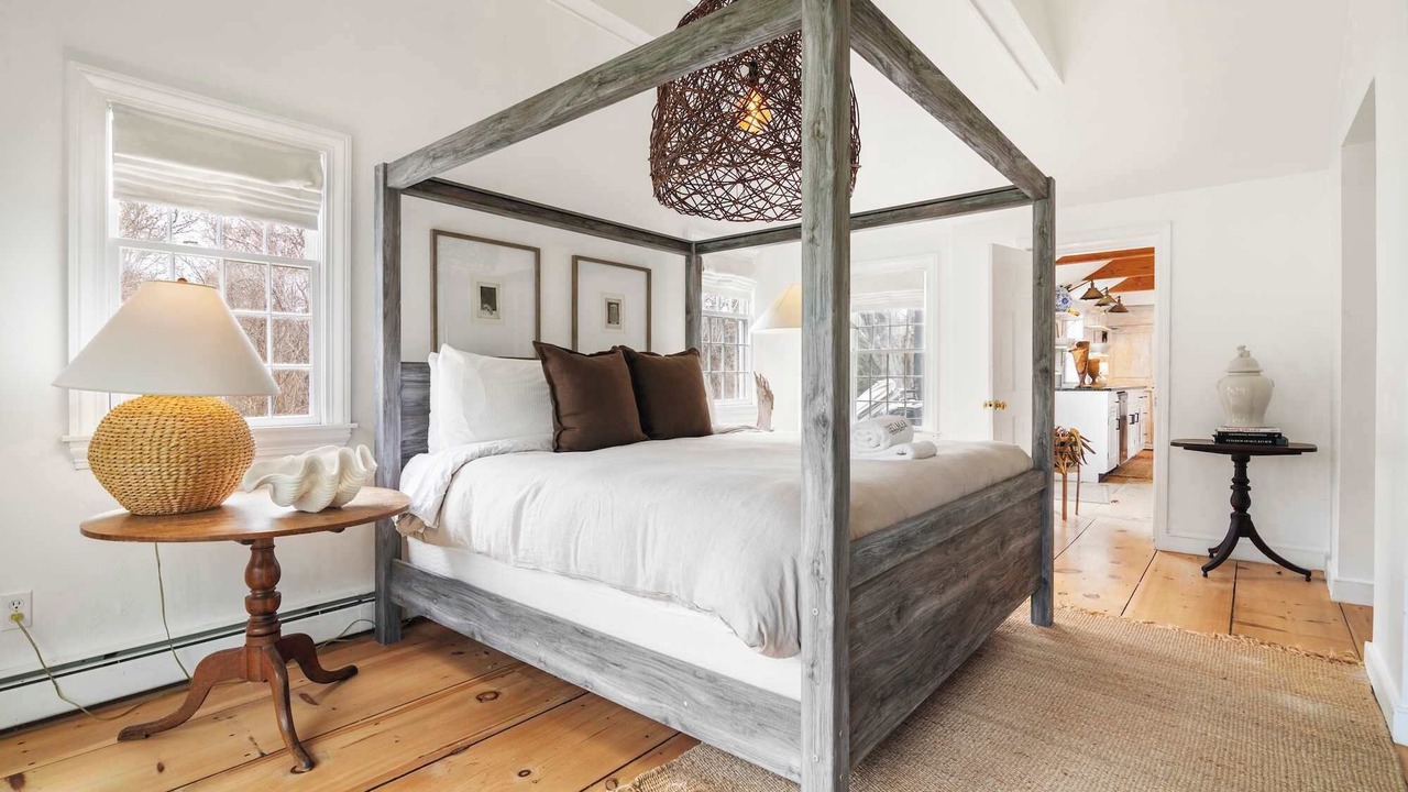 Photo of Bedroom in West Barnstable