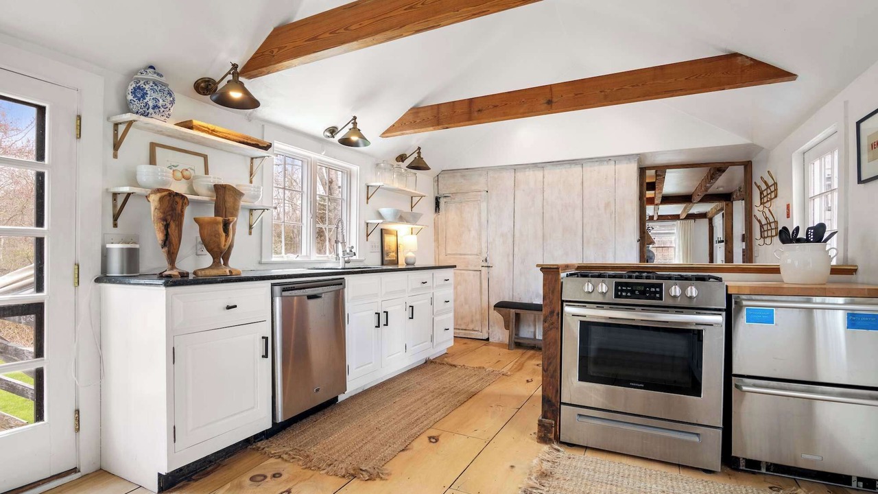 Photo of Kitchen in West Barnstable
