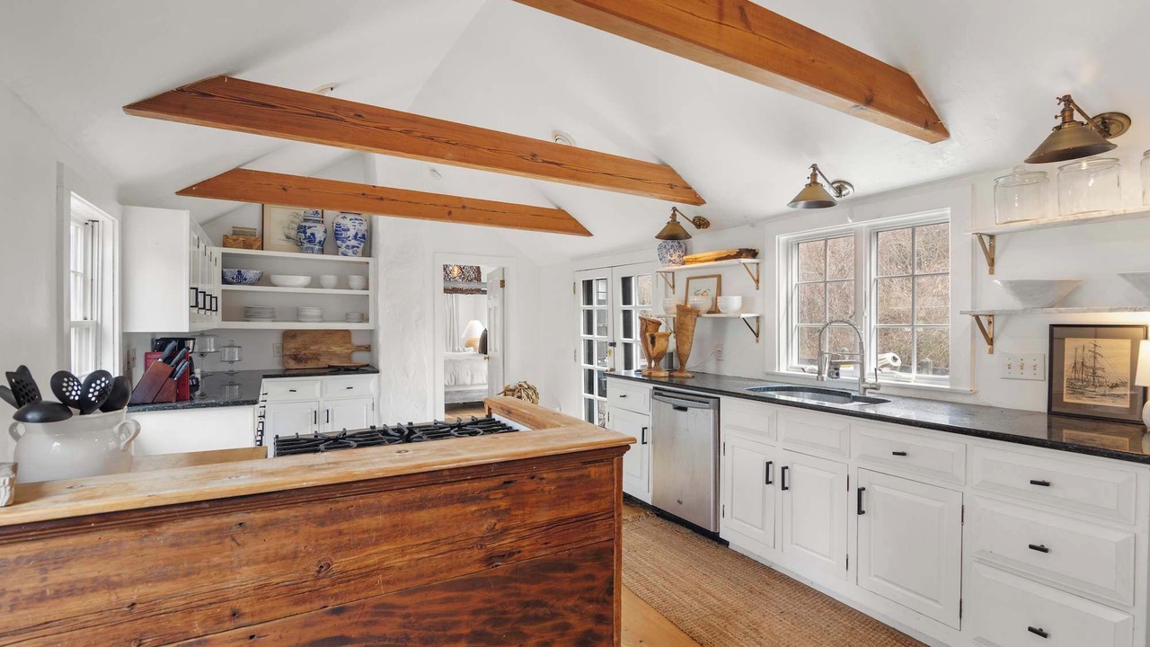 Photo of Kitchen in West Barnstable