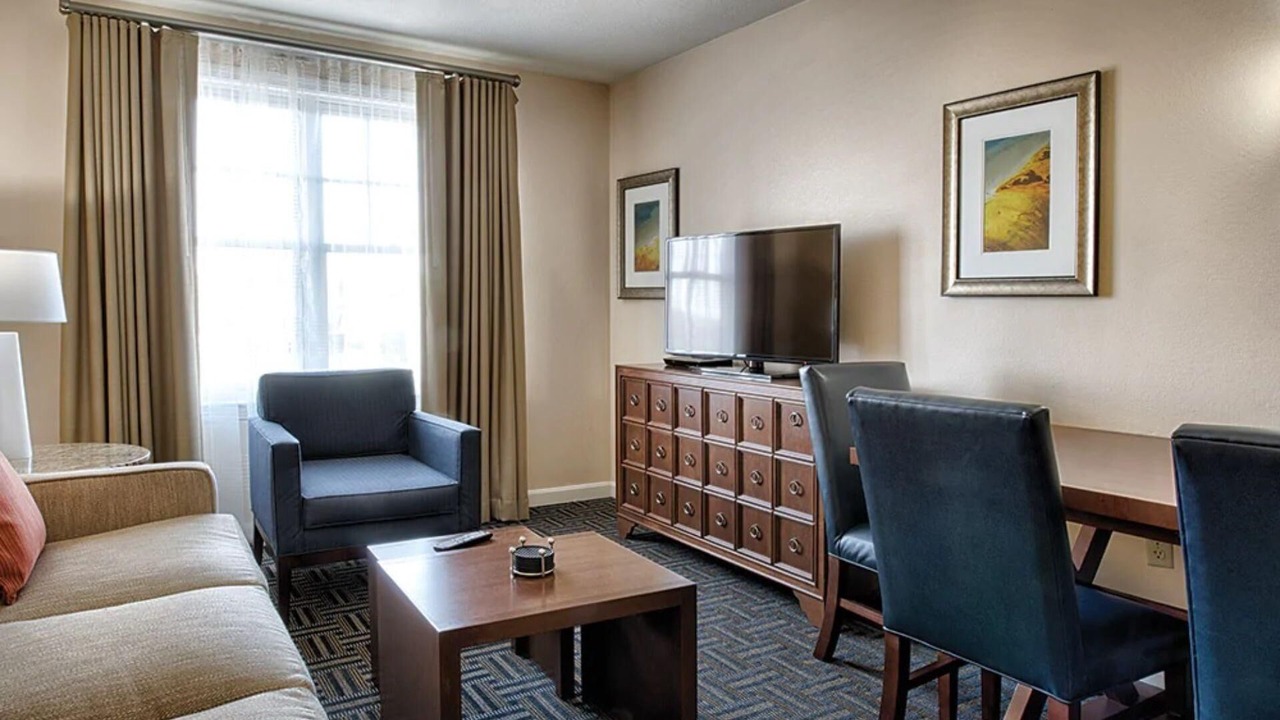 Photo of Livingroom in The Point