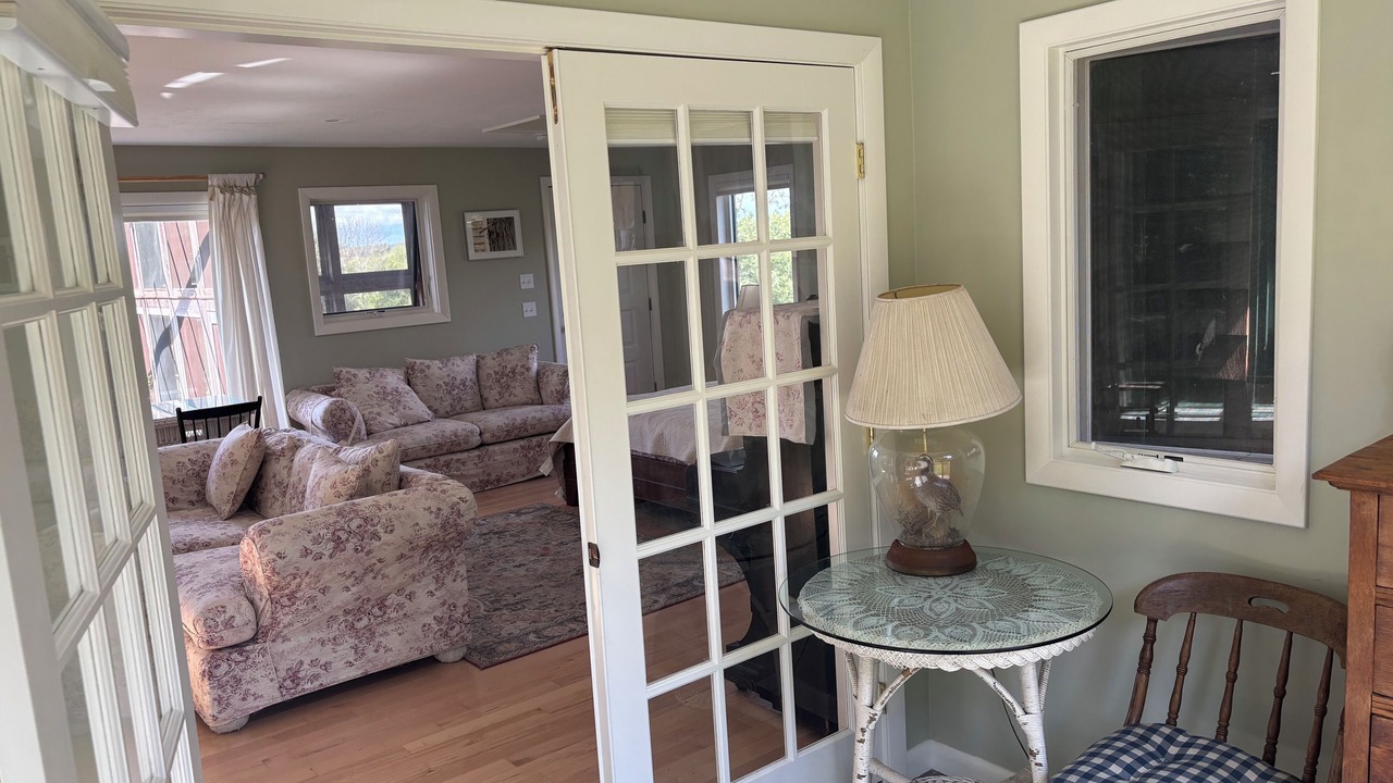 Photo of Livingroom in Little Compton