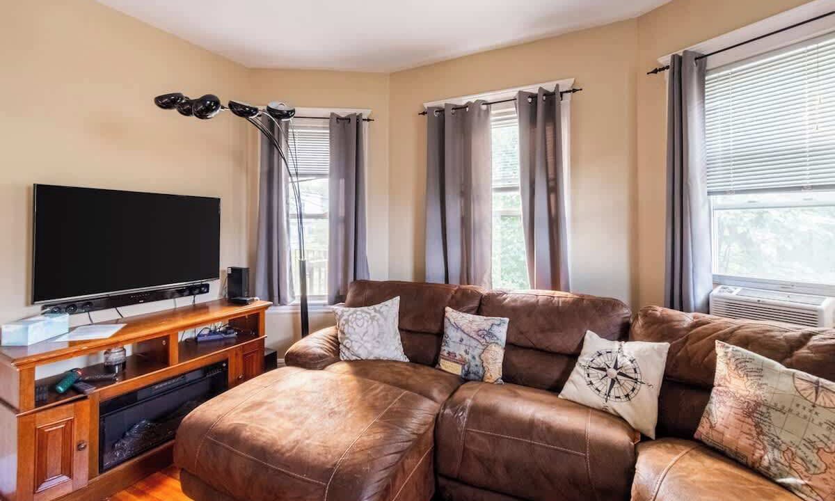 Photo of Livingroom in Brookline