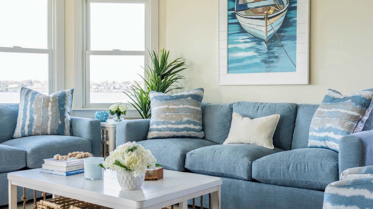 Photo of Livingroom in Easton's Point