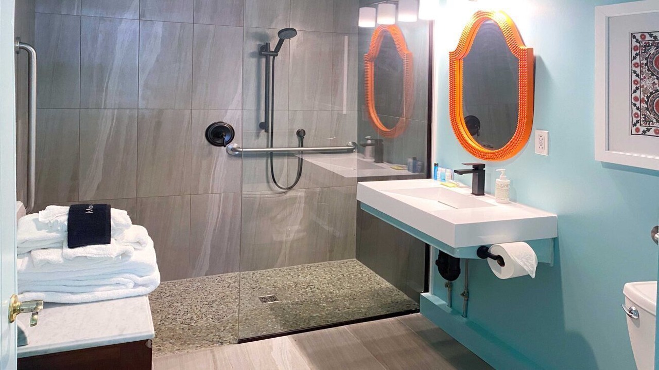 Photo of Bathroom in Lenox