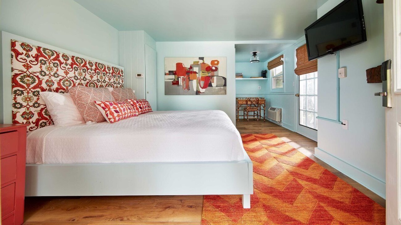 Photo of Bedroom in Lenox