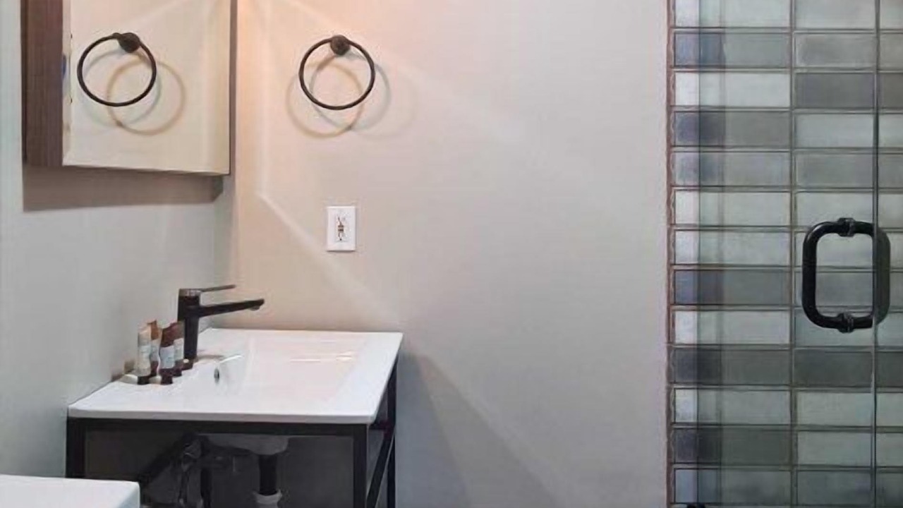 Photo of Bathroom in Lenox