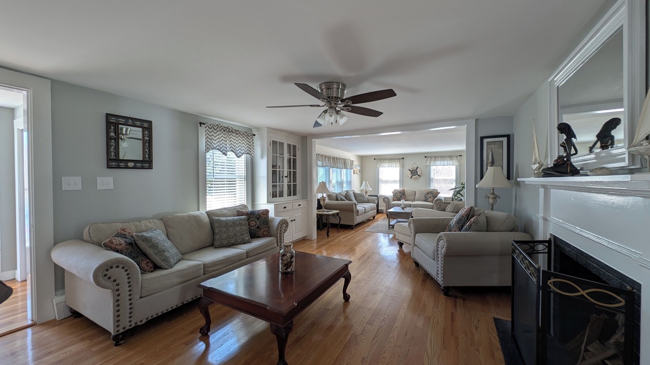 Photo of Livingroom in Hyannis