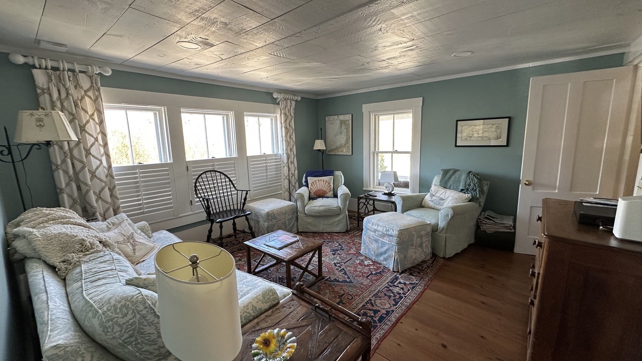 Photo of Livingroom in East Dennis