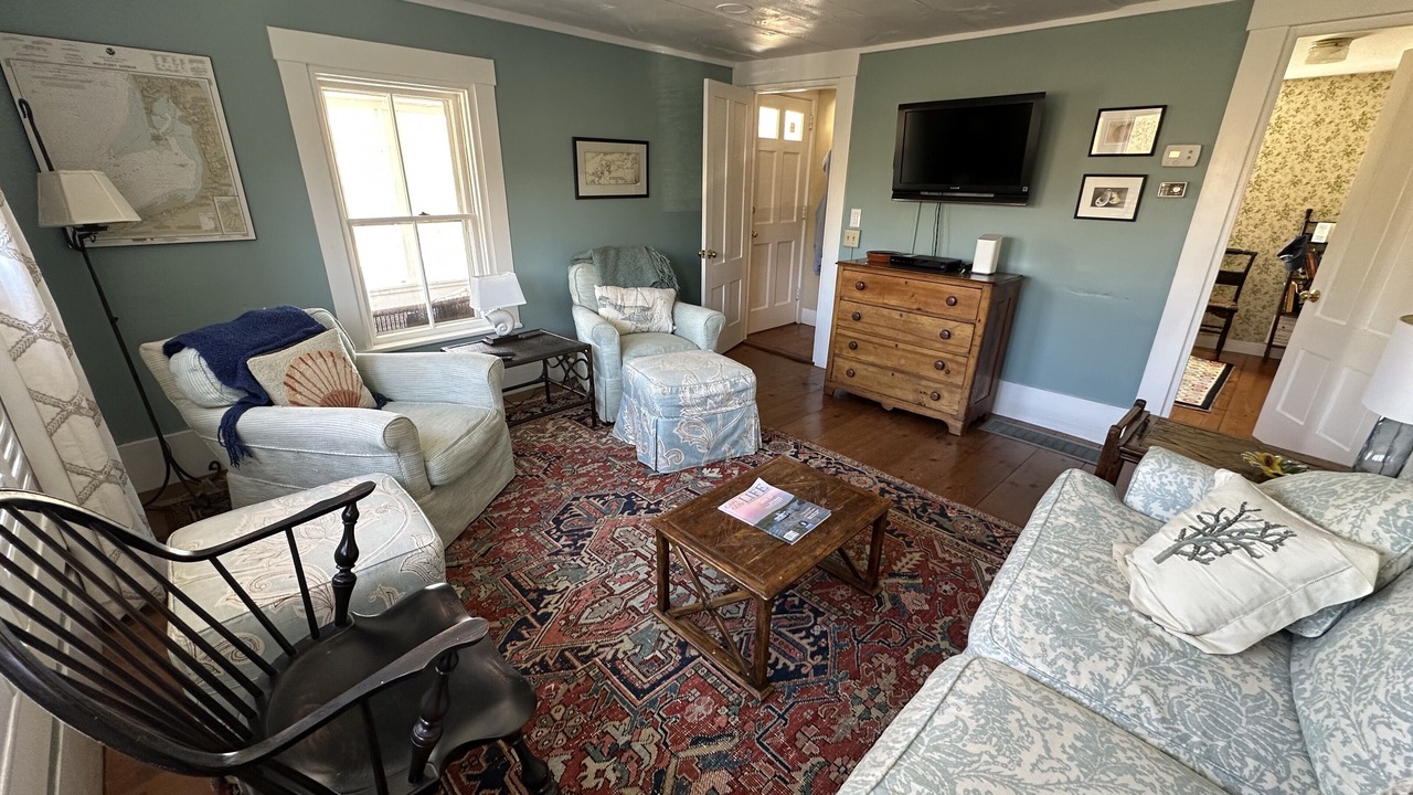 Photo of Livingroom in East Dennis