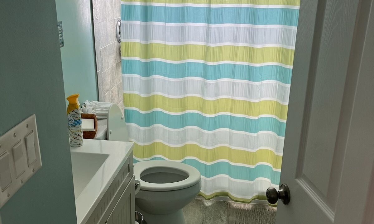 Photo of Bathroom in Beach Haven West