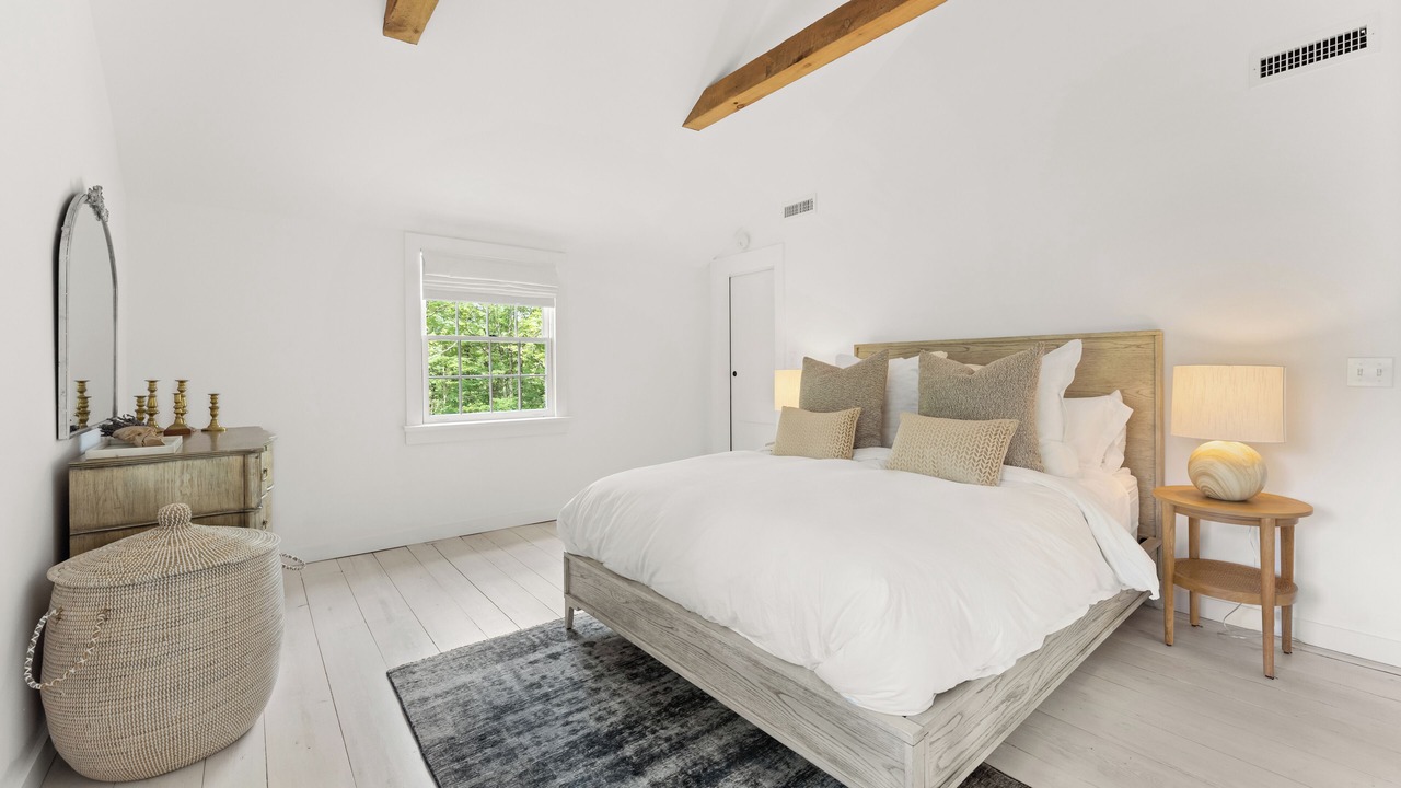 Photo of Bedroom in Sharon