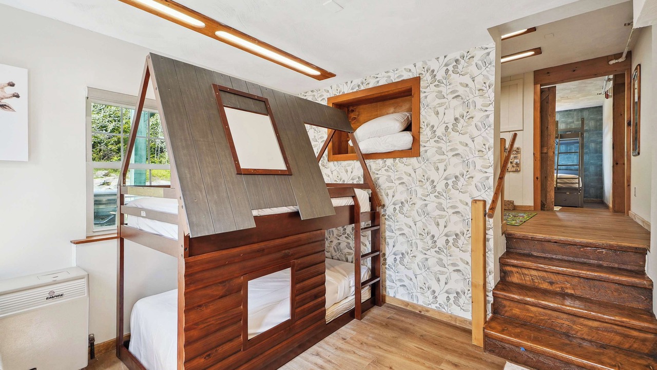 Photo of Bedroom in West Dover