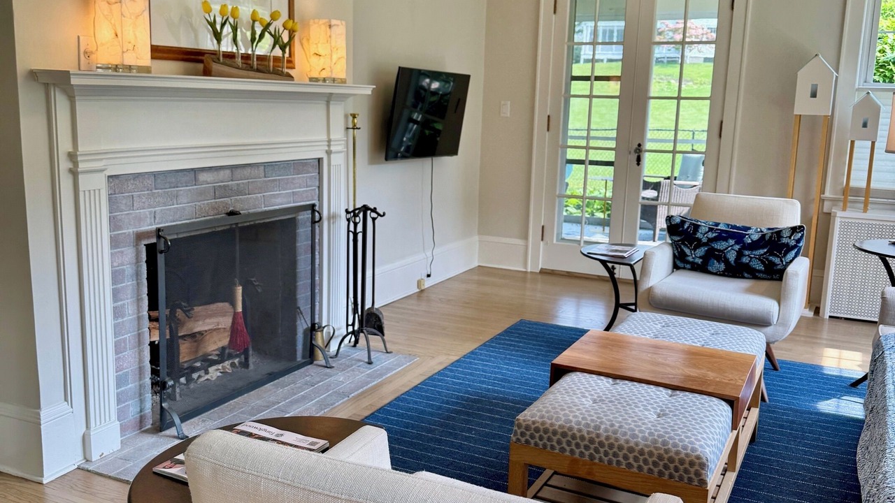 Photo of Bedroom in Lenox