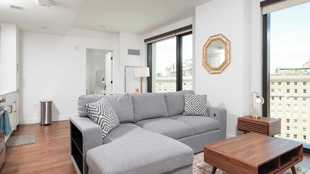 Photo of Livingroom in Bay Village