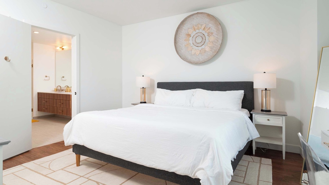 Photo of Bedroom in Bay Village