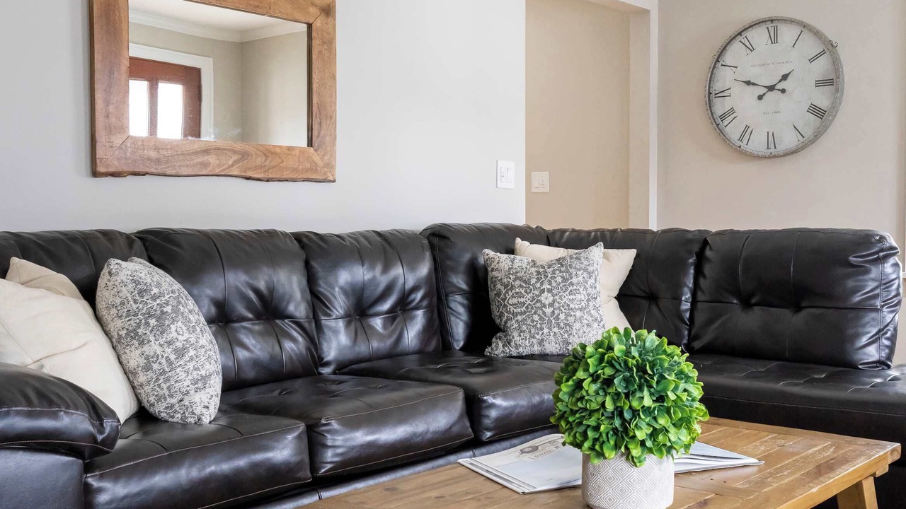 Photo of Livingroom in Yachting Village