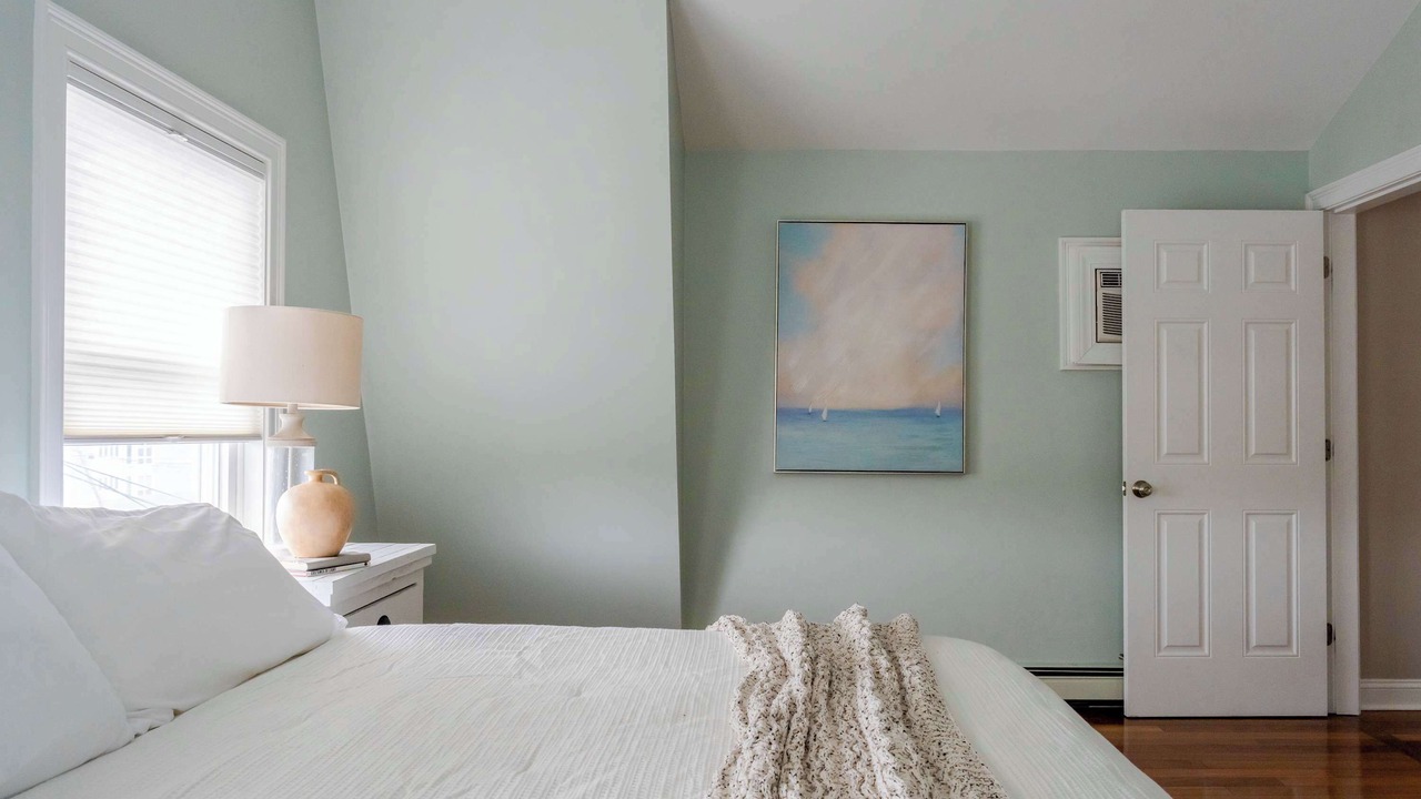 Photo of Bedroom in Yachting Village