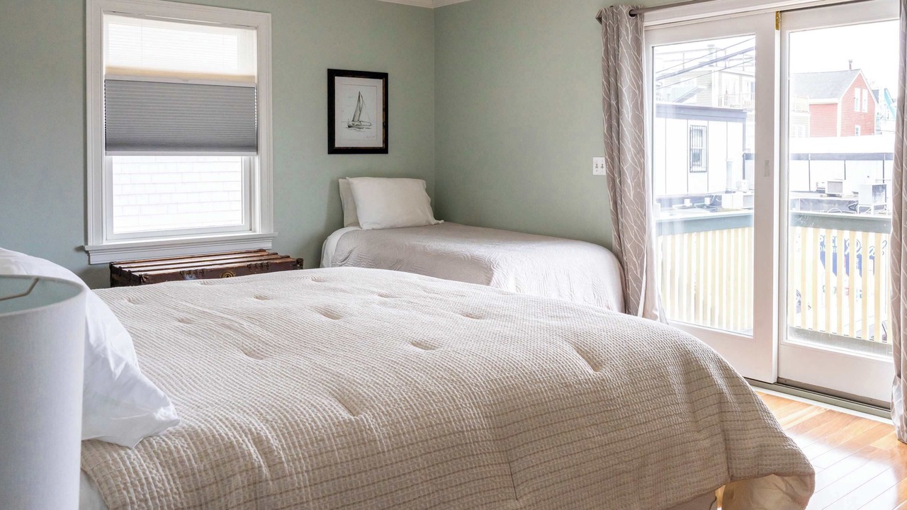 Photo of Bedroom in Yachting Village