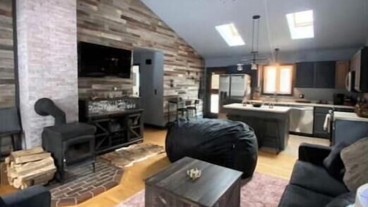 Photo of Livingroom in Bridgton