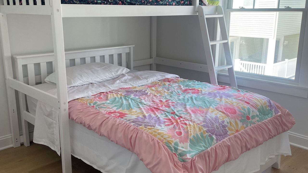 Photo of Bedroom in Normandy Beach