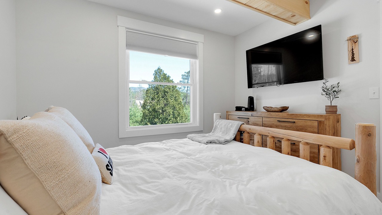 Photo of Bedroom in Bethel