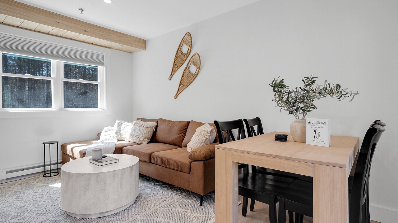 Photo of Livingroom in Bethel