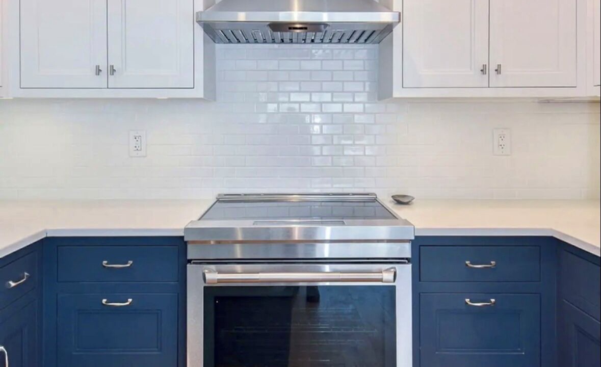 Photo of Kitchen in Yachting Village