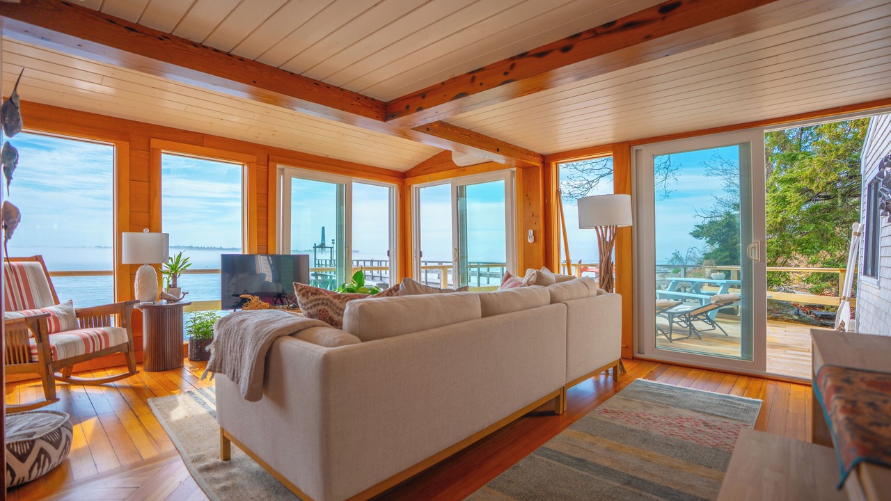 Photo of Livingroom in Yarmouth
