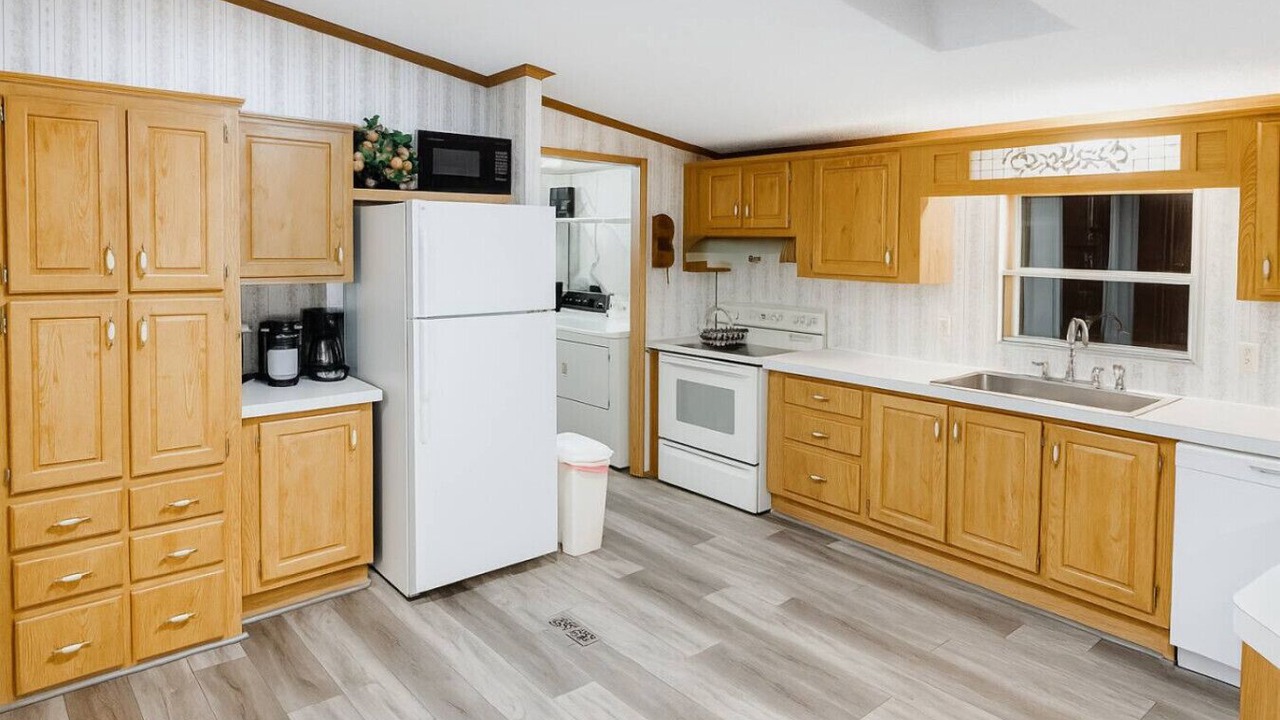 Photo of Kitchen in Swan Lake