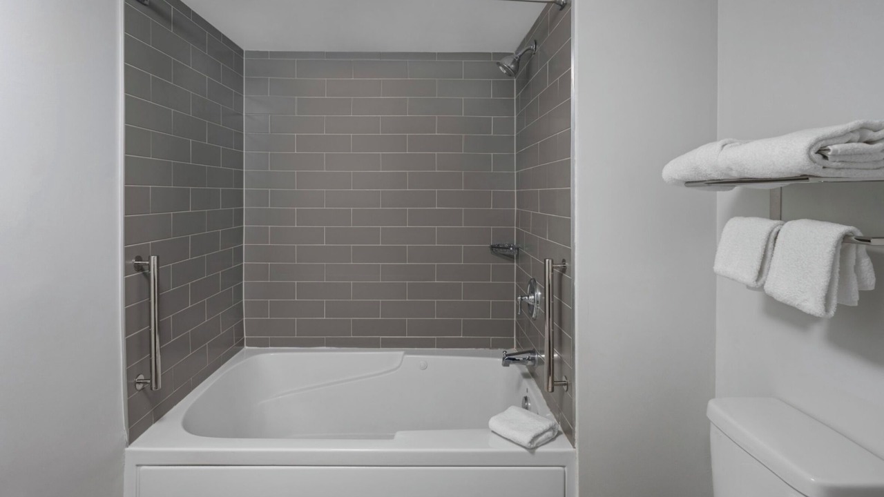 Photo of Bathroom in Fifth Ward