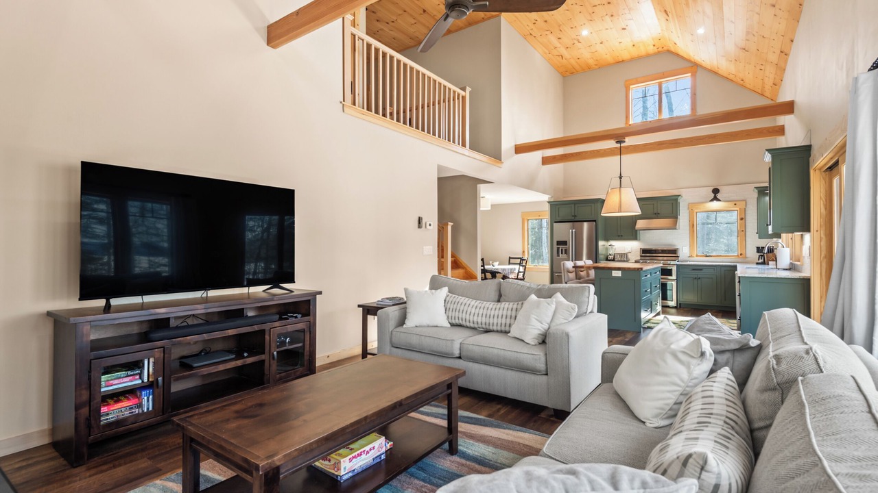 Photo of Livingroom in Rangeley Plantation