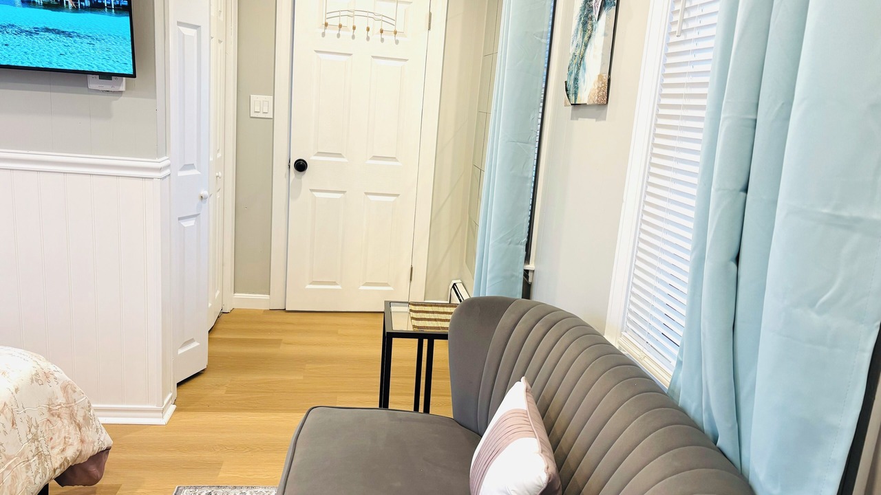 Photo of Livingroom in Abington