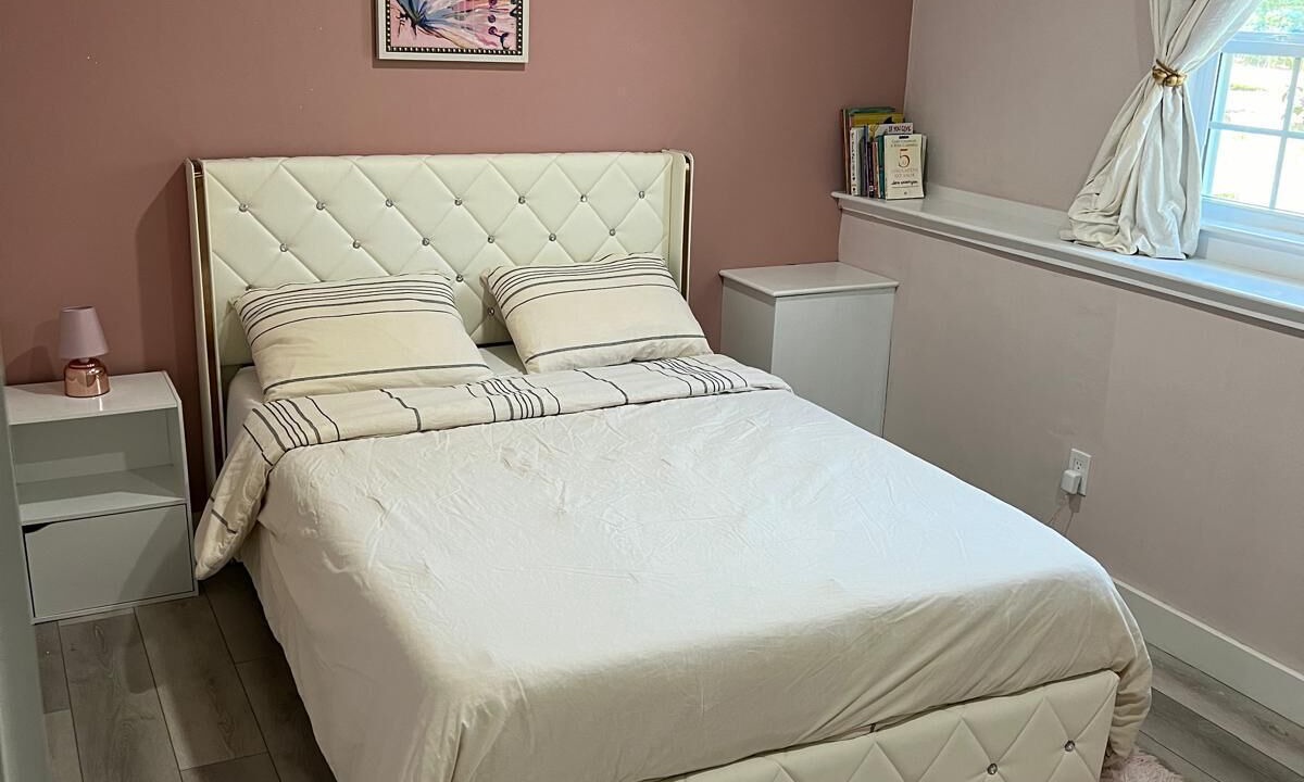 Photo of Bedroom in Cotuit