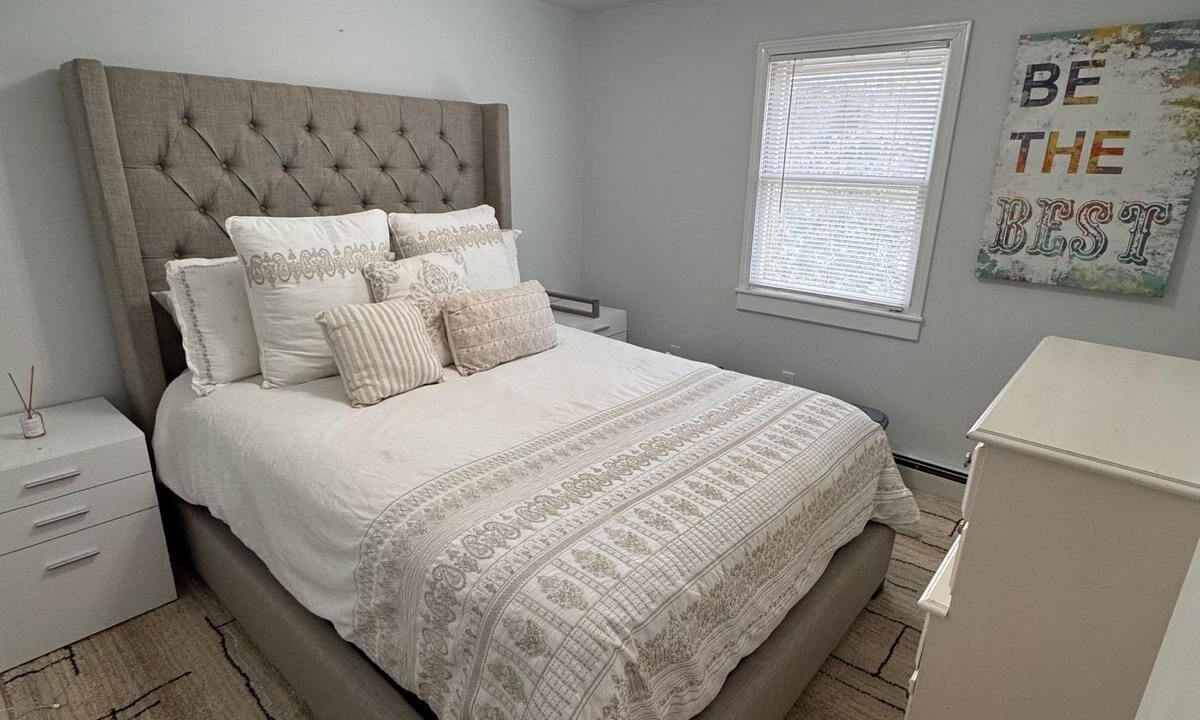 Photo of Bedroom in Cotuit