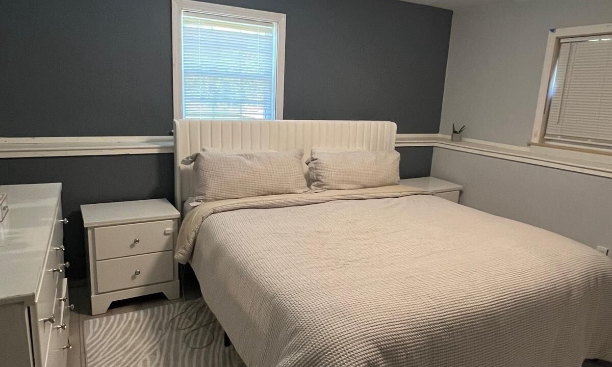 Photo of Bedroom in Cotuit