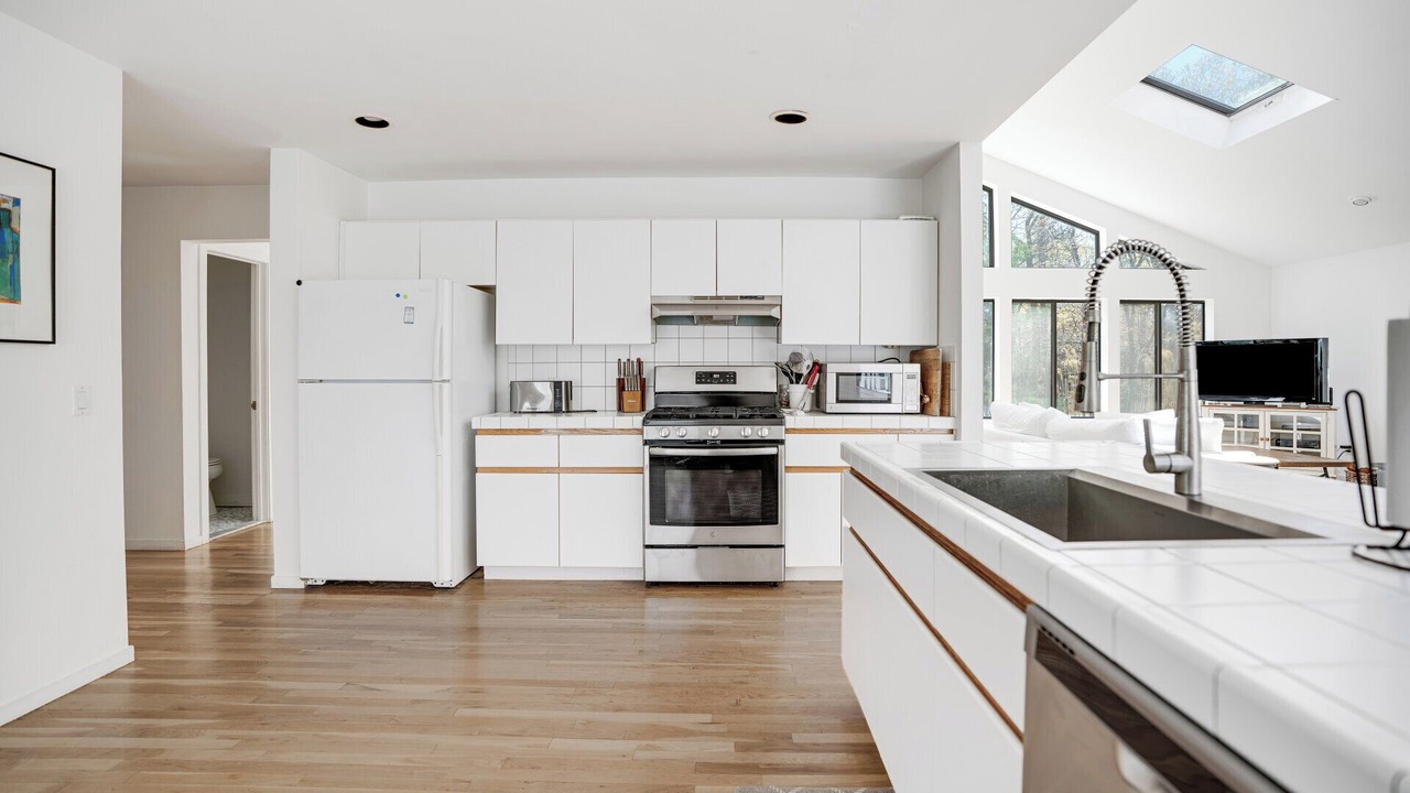 Photo of Kitchen in East Hampton