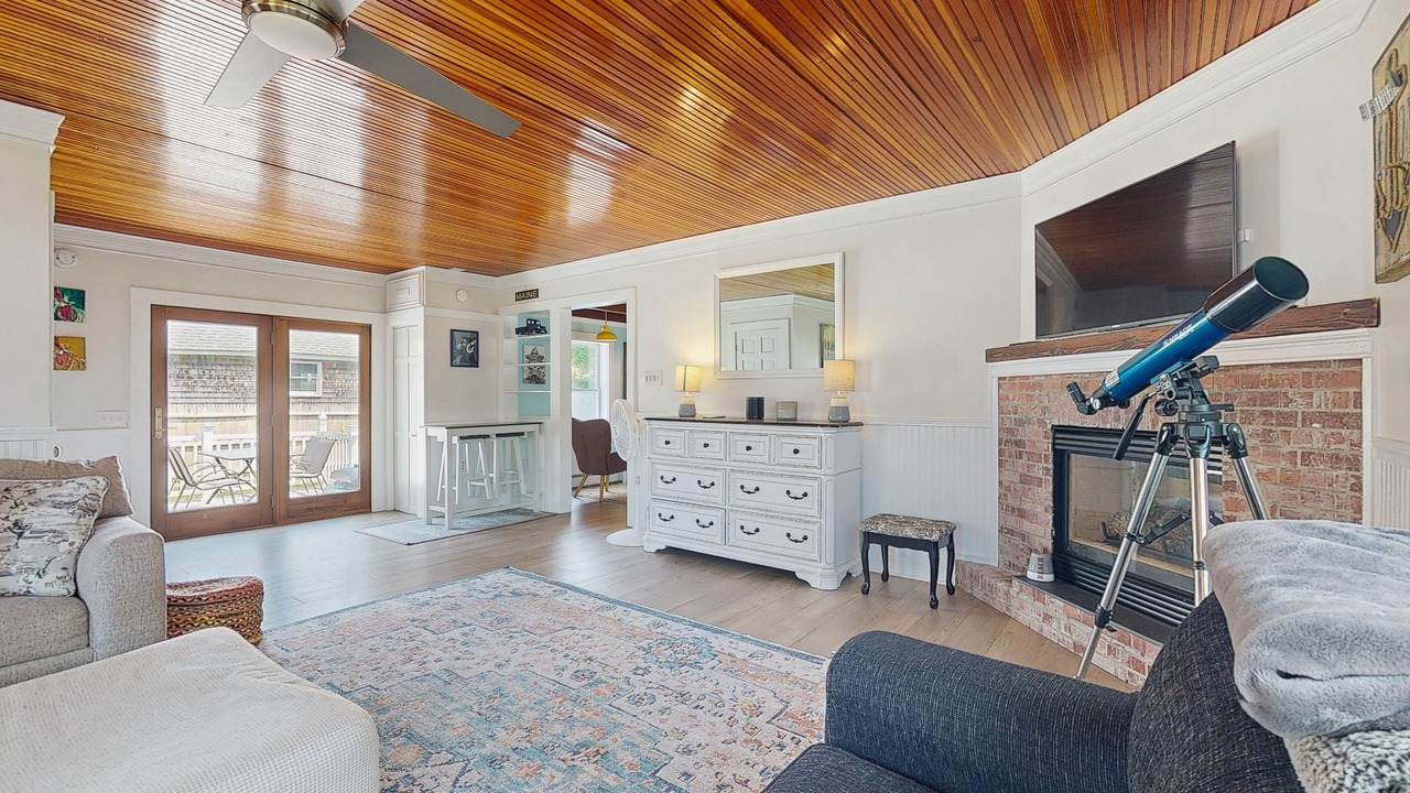 Photo of Livingroom in Camp Ellis