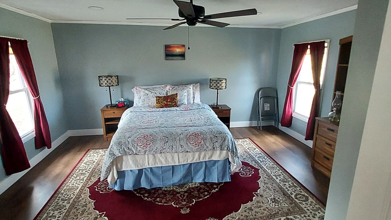 Photo of Bedroom in Bluff Point
