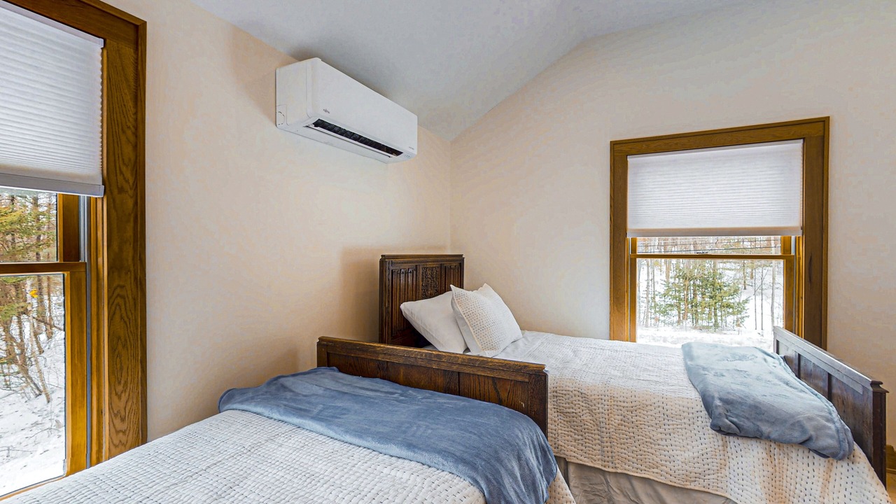 Photo of Bedroom in Bolton Landing