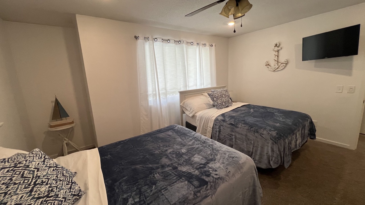 Photo of Bedroom in Kenyon