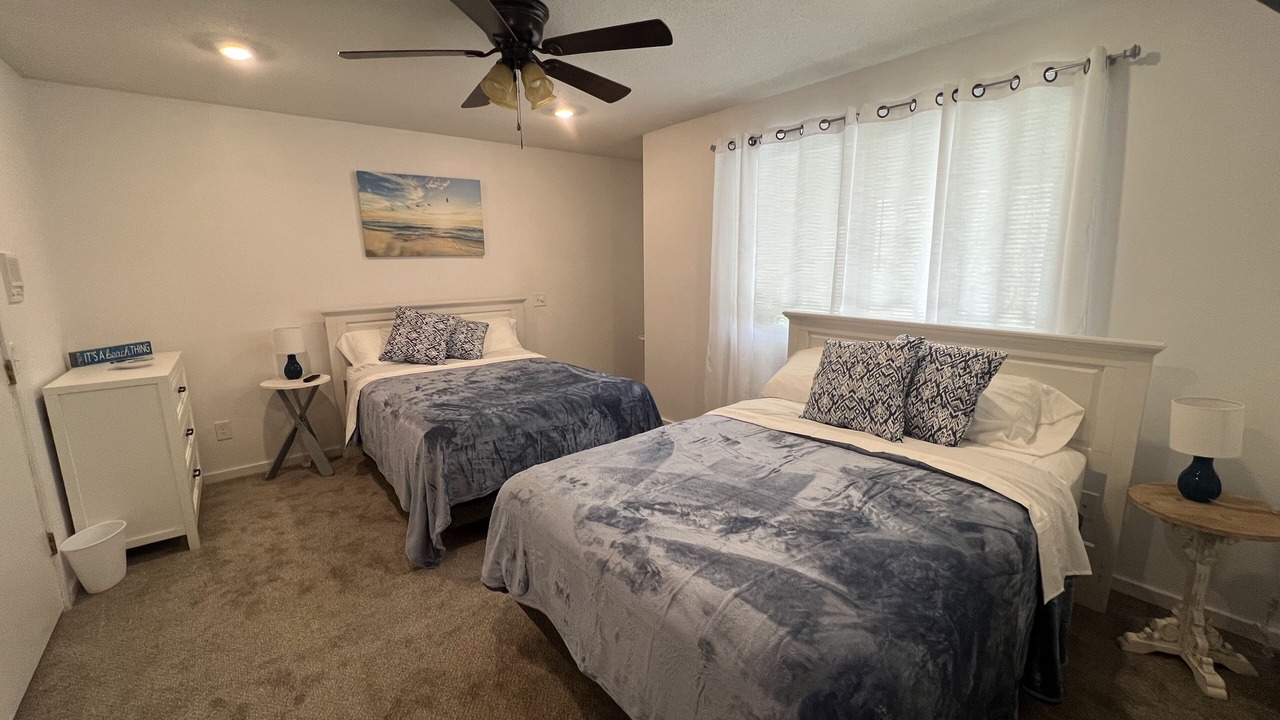 Photo of Bedroom in Kenyon