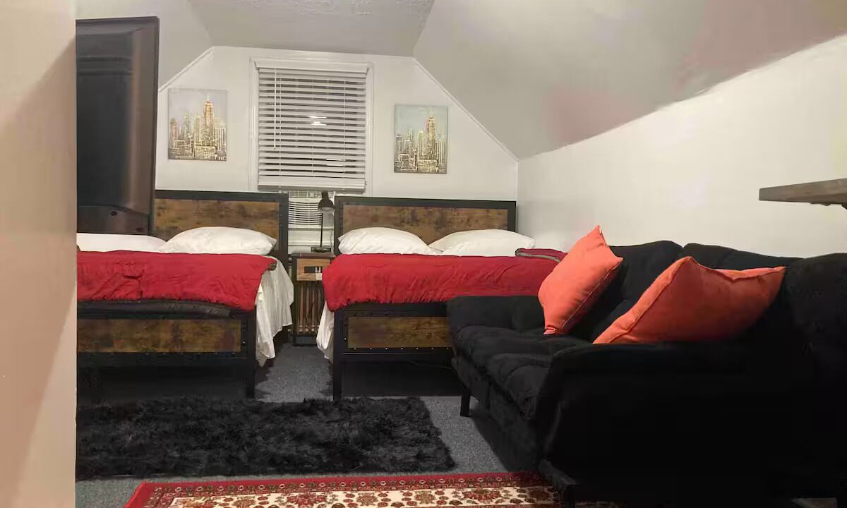 Photo of Bedroom in Uniondale