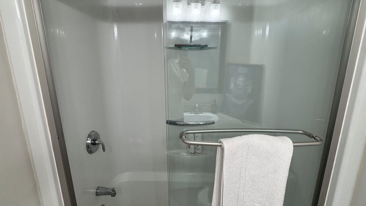 Photo of Bathroom in Minot