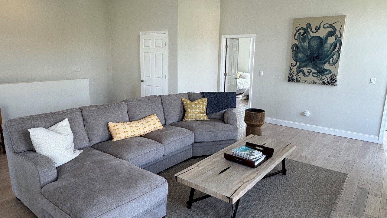 Photo of Livingroom in Minot
