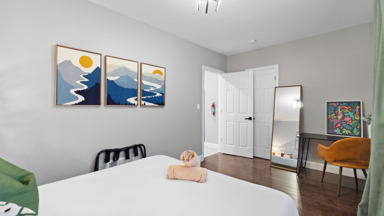 Photo of Bedroom in Newark