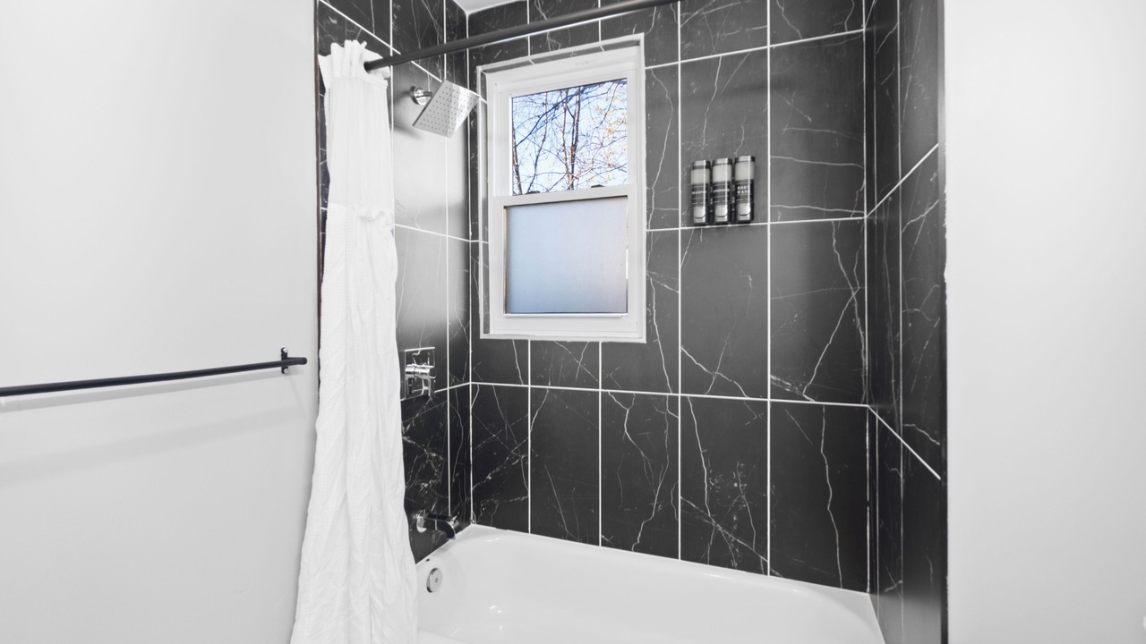 Photo of Bathroom in Newark