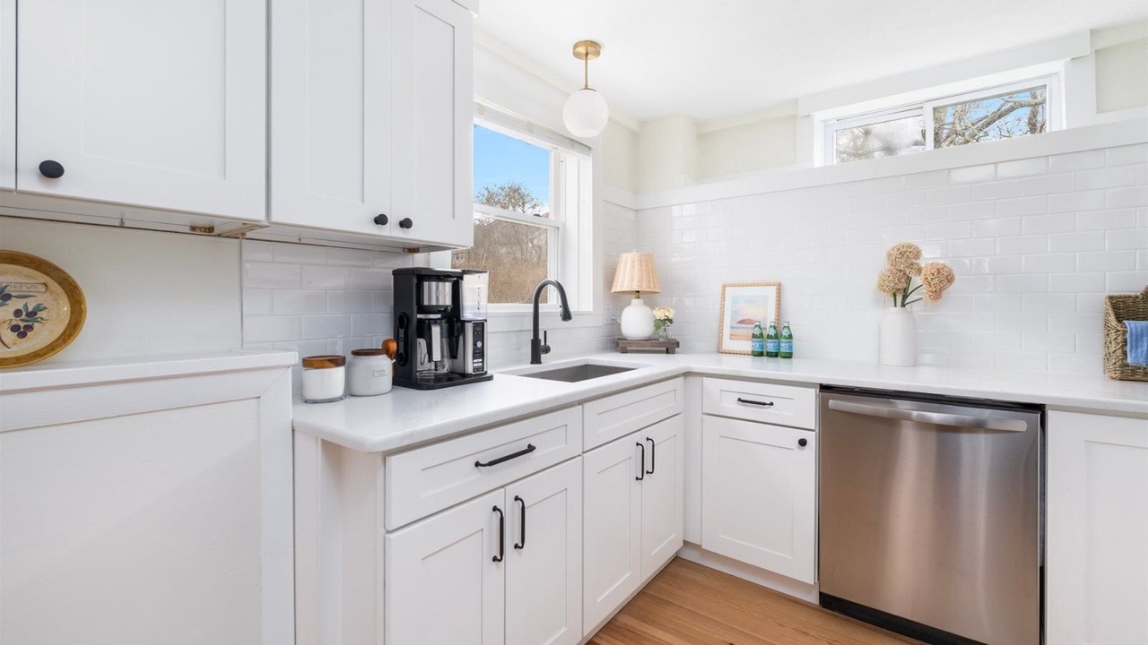 Photo of Kitchen in Point Judith